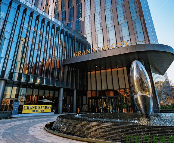 2025年10月09日什邡某酒店餐厅厨房油烟机和烟道清洗案例